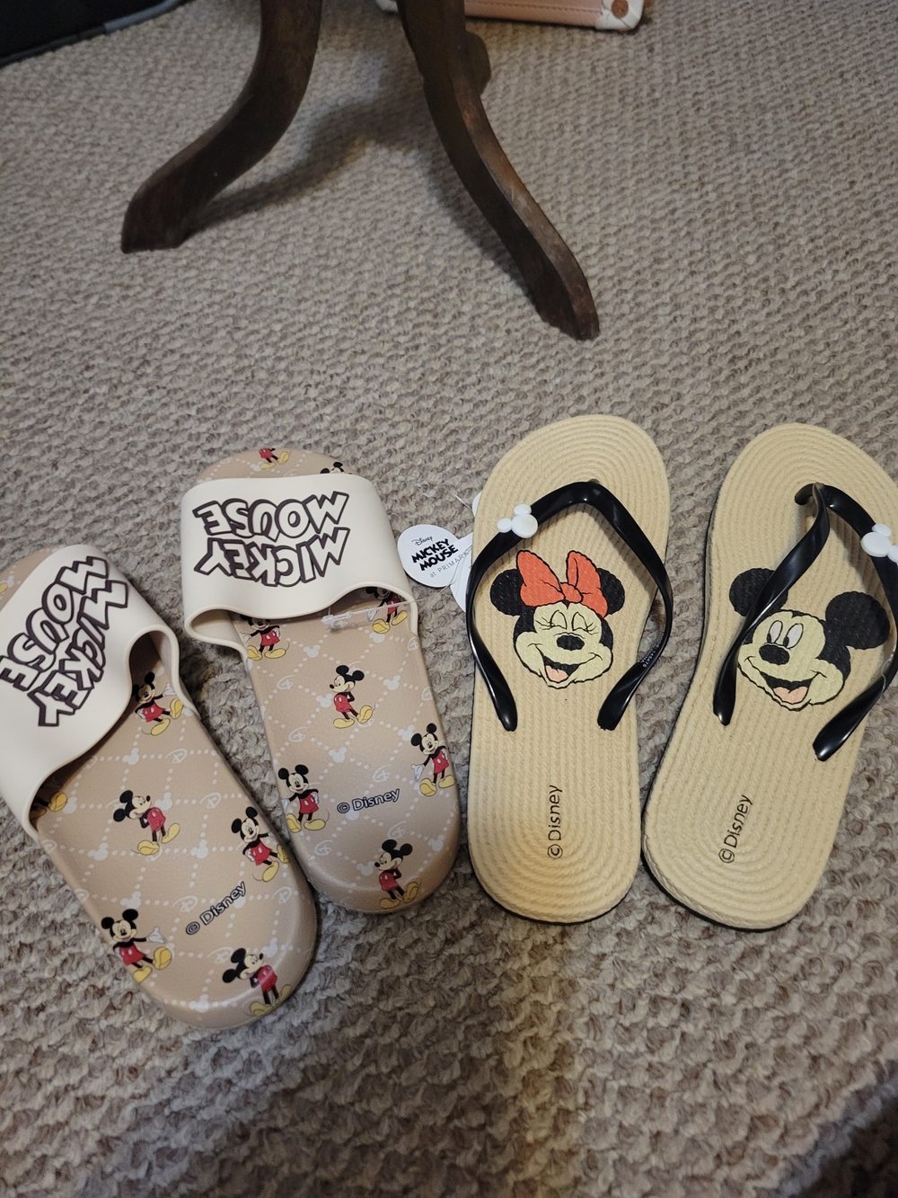 Disney Womens  Beige Mickey & Minnie Slide Sandals 2 pair - Picture 2 of 6